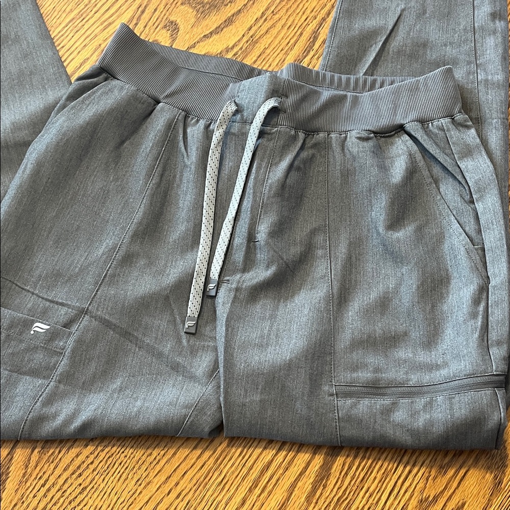 Fabletics Scrub Pant